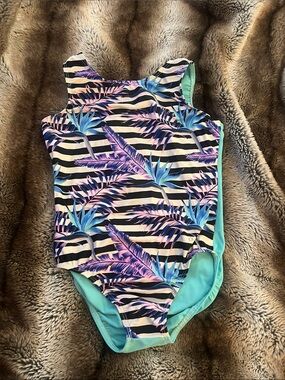 Destira leotard size child large- so cute for summer!